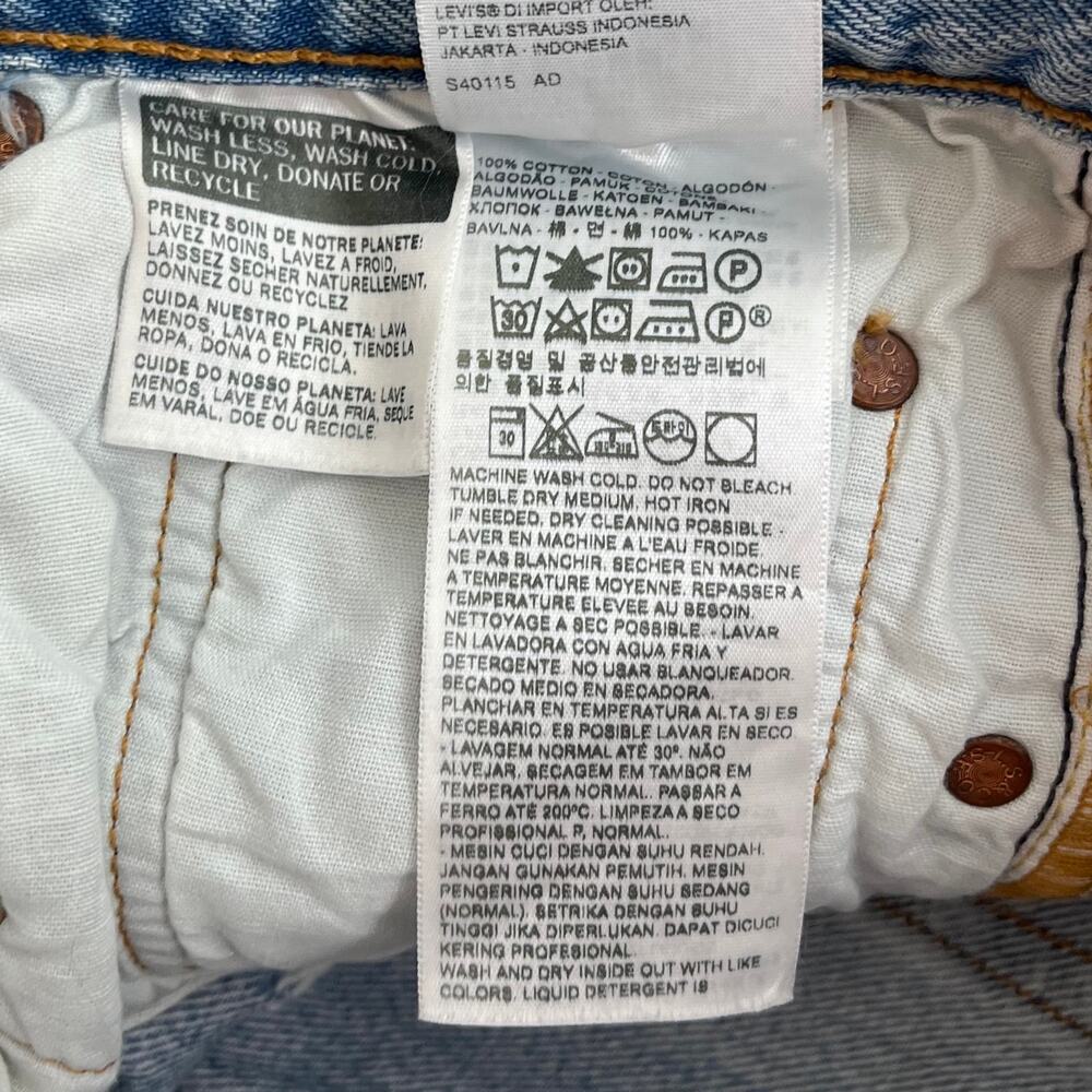 Levi's High Rise Ripped Blue Jeans - Picture 13 of 15